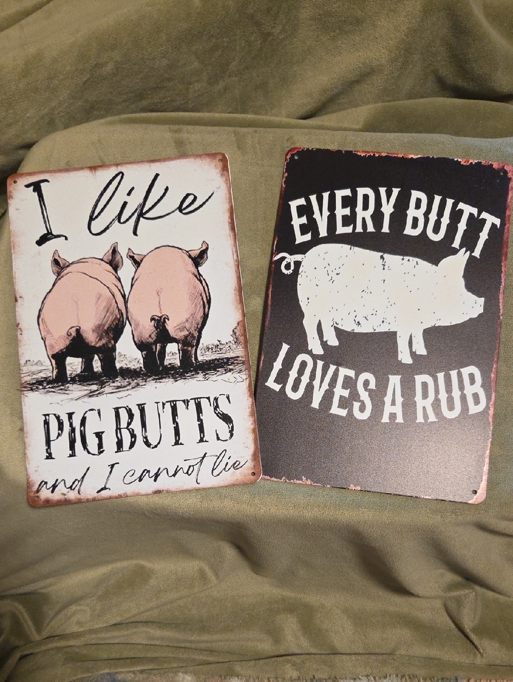 Vintage Farmhouse Pig Wall Decor Signs - 8" X 12"